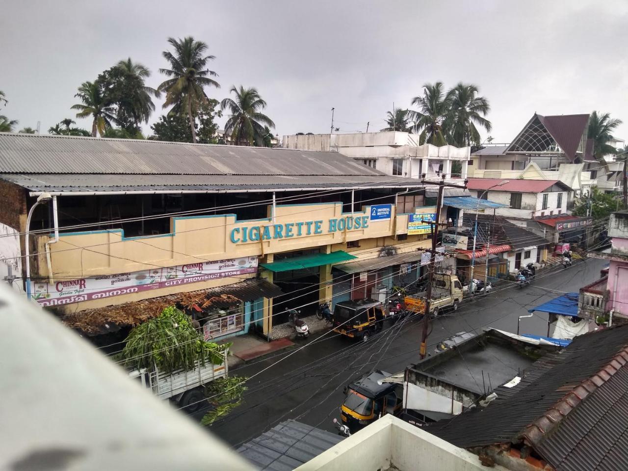 Ms Residence Homestay Kochi Exterior foto